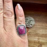 Ring - Size 5 1/2 -Red Spiny & Sterling Silver