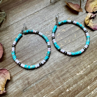 Turquoise Variscite & Pink Conch Hoop Earrings – Exclusive Bijoux FAB Design