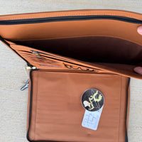 Cuttinup Gear Portfolio Grey Hills