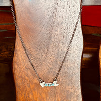 H Jahe Arrow Necklace