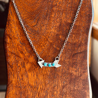 H Jahe Arrow Necklace