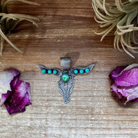 Longhorn Pendant with Gold Accent – Sterling Silver – Native Made by Leroy James