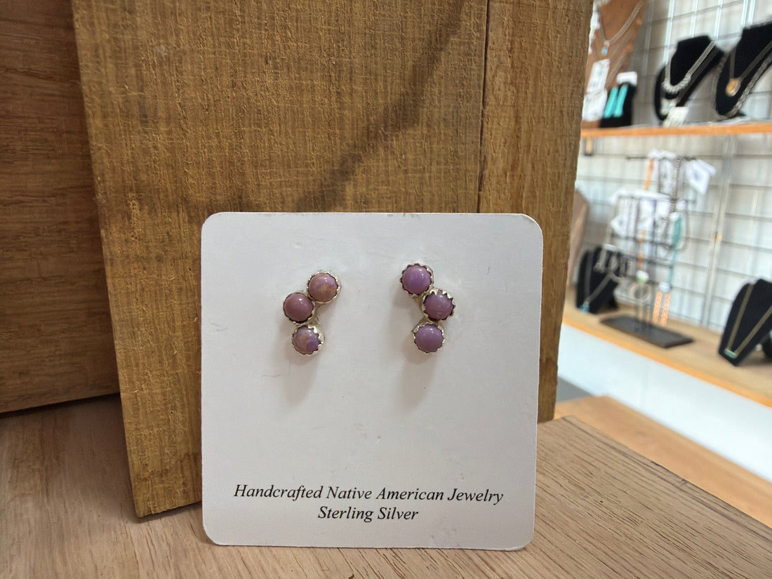 3 Stone Cluster Stud