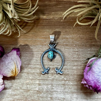 Naja Pendant with Turquoise – Sterling Silver