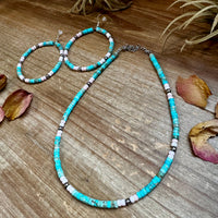 Turquoise Variscite & Pink Conch Hoop Earrings –  Exclusive Bijoux FAB Design