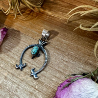 Naja Pendant with Turquoise – Sterling Silver