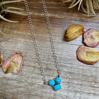 3-Stone Small Cluster Necklace – Kingman Turquoise – 17.5"