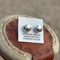 Navajo Pearl Studs