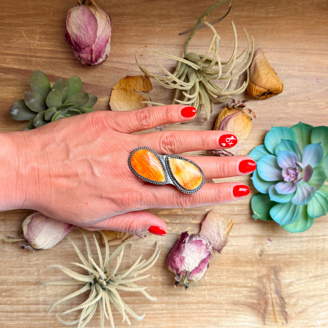 MJ Ring – Sterling Silver Adjustable Double Spiny Oyster Ring