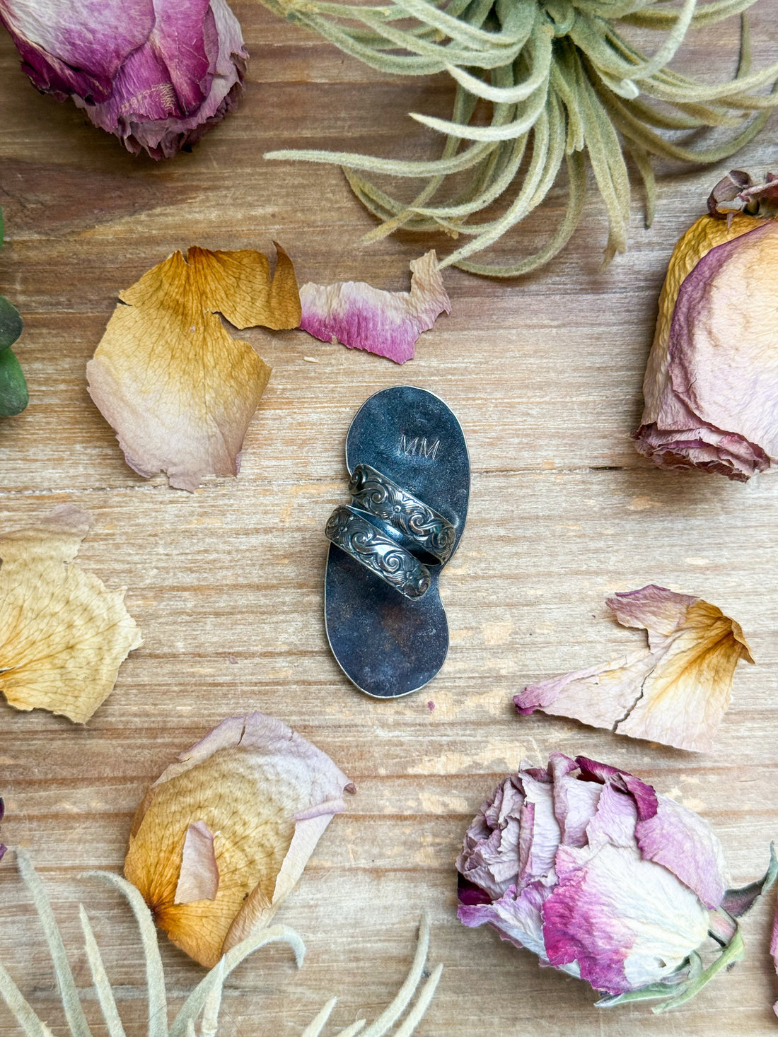 MJ Ring – Sterling Silver Adjustable Double Spiny Oyster Ring