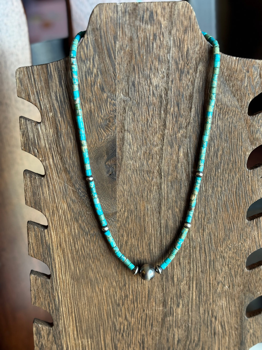 Turquoise Strand with Saucer Pearl