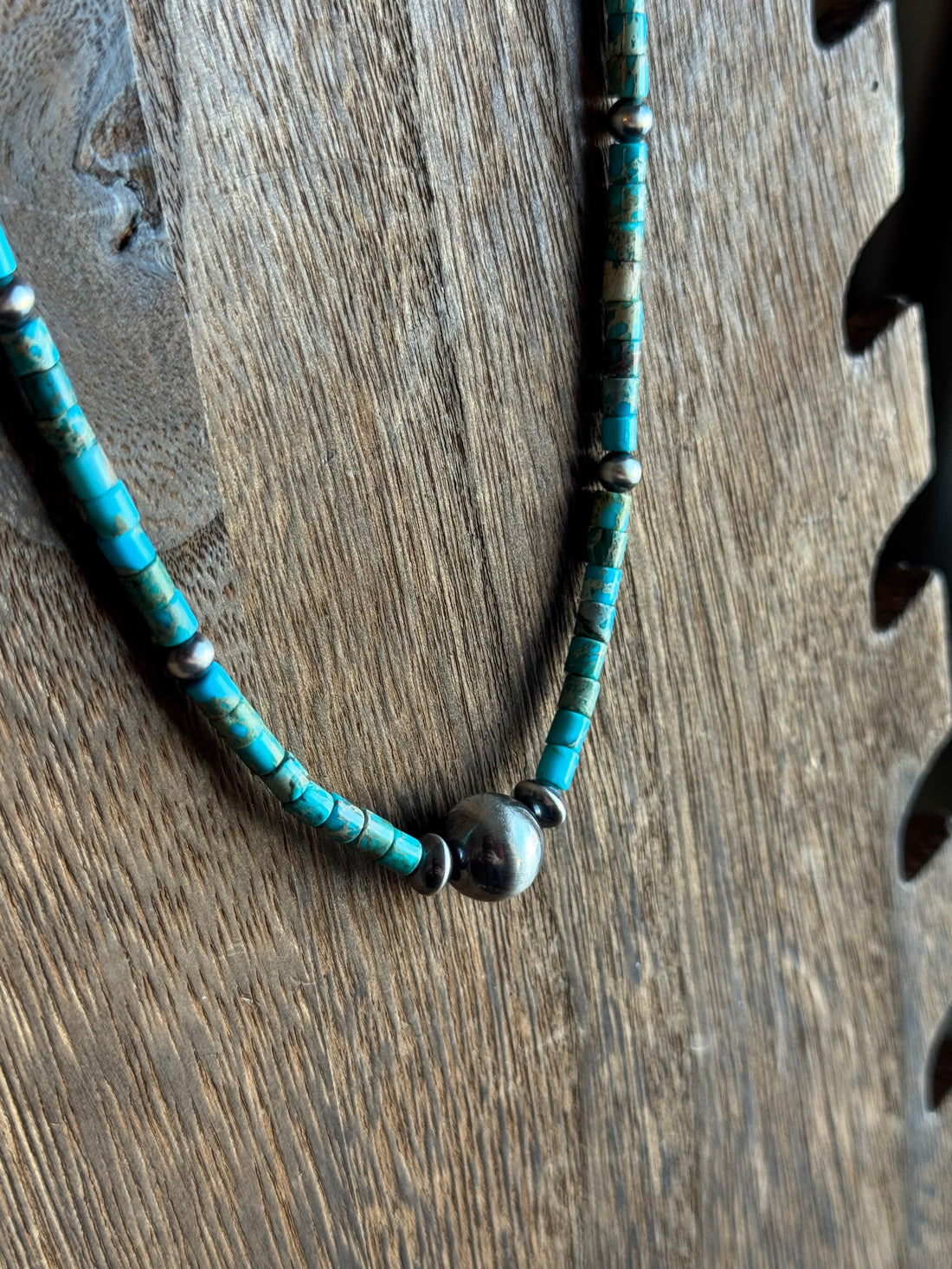 Turquoise Strand with Saucer Pearl
