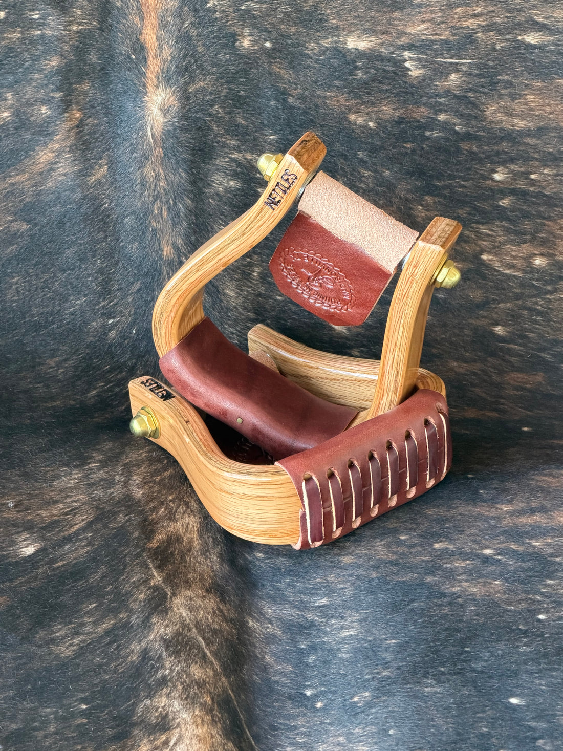 Nettles Youth Stirrups