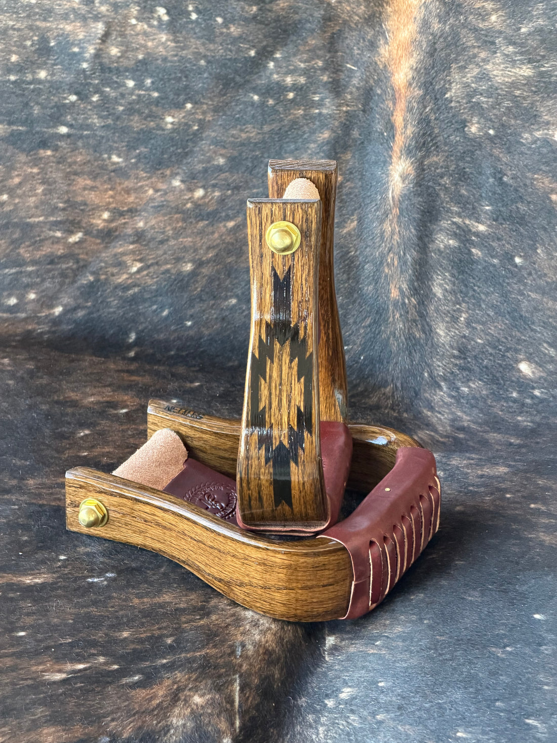 2” Flatbottom Cocoa w/Aztec