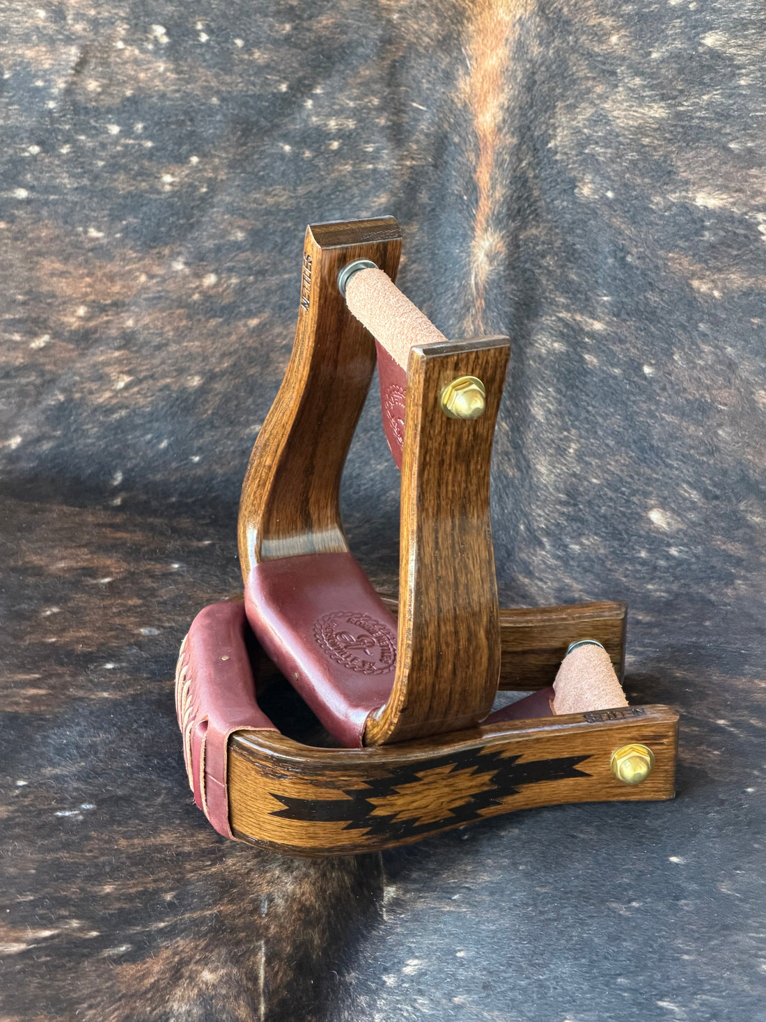 2” Flatbottom Cocoa w/Aztec